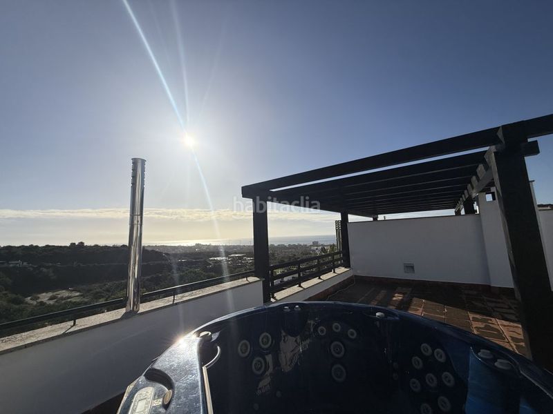 Foto 559d4882-fec9-4143-b09e-bc8f01ff63fc. Casa amb calefacció aparcament piscina a Santa Clara Marbella
