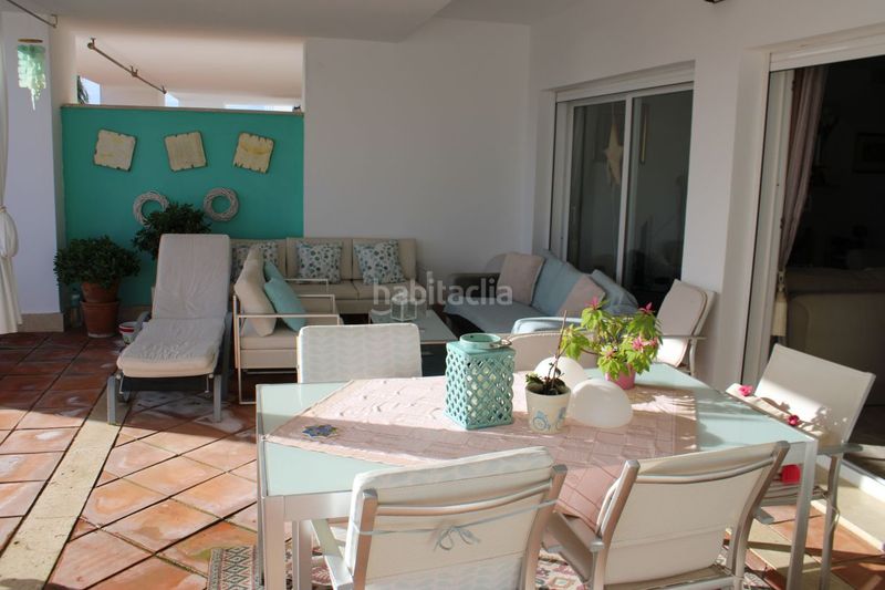 Foto 5b6a8e25-07d4-47b1-9058-24e83524fdc5. Casa amb calefacció aparcament piscina a Santa Clara Marbella