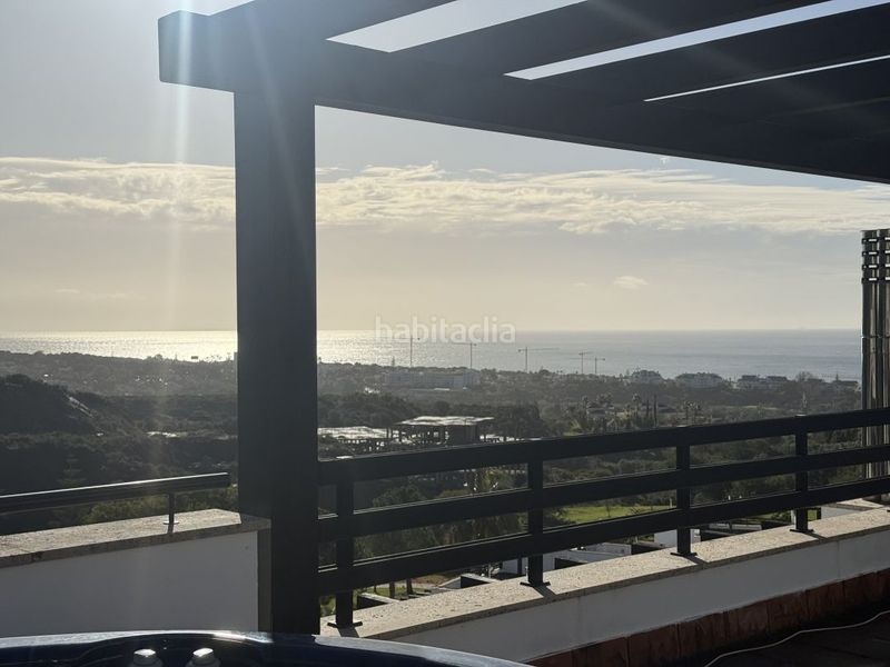 Foto ac09fe37-49ba-4187-8b65-bf1e08a2975d. Casa amb calefacció aparcament piscina a Santa Clara Marbella