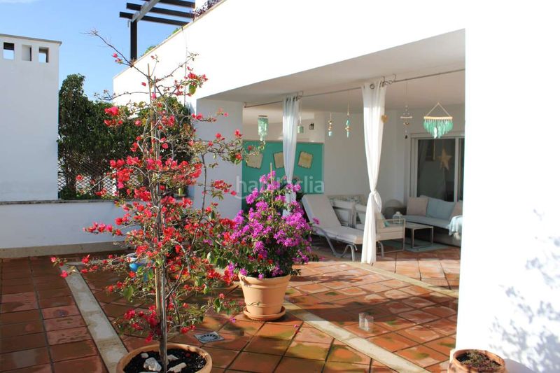 Foto e66ef4c0-69a3-42b4-818a-57790b55b12b. Casa amb calefacció aparcament piscina a Santa Clara Marbella