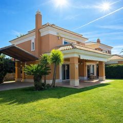 Semi detached house in Santa Clara