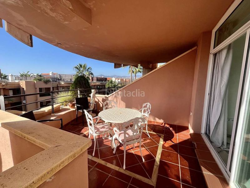 Foto c1a32172-c76f-4552-b4b3-8f4e174608fe. Pis amb aparcament piscina a Los Naranjos Marbella