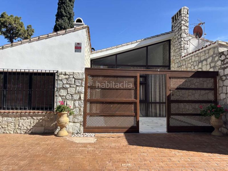 Foto c26d391a-65fe-4405-9ff7-1c41a028eeca. Casa amb aparcament piscina a bahía de Marbella Marbella