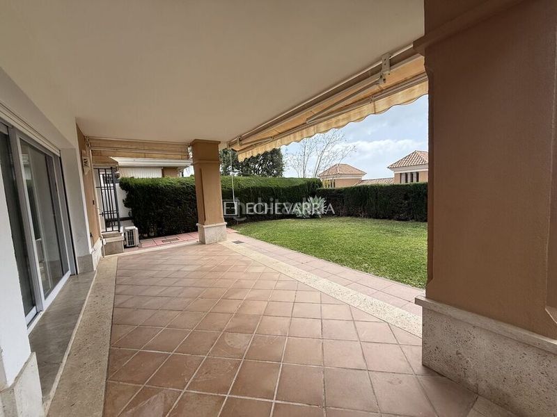 Foto 3eb90f78-b28c-42c9-a6f8-4a8297700e3c. Casa adossada amb aparcament piscina a Santa Clara Marbella