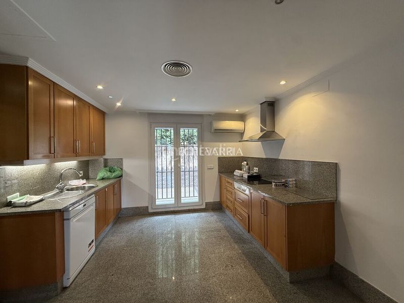 Foto 4d73b66c-9fef-4c6a-a843-568956a15a28. Casa adossada amb aparcament piscina a Santa Clara Marbella