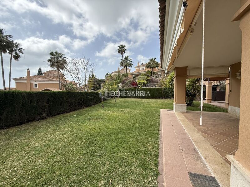 Foto e4e85718-fb0c-46e0-a278-61aacecca660. Casa adossada amb aparcament piscina a Santa Clara Marbella