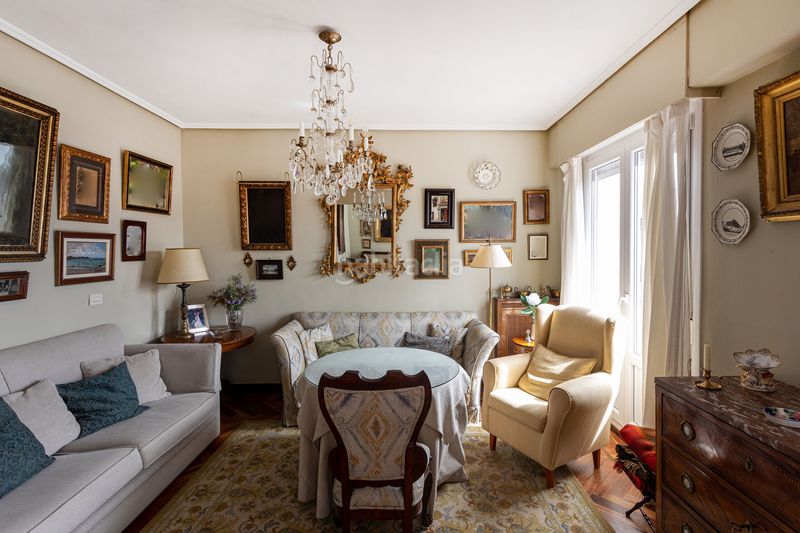 Foto 588d5189-9ba8-4704-8f6a-41b3a49c3403. Pis amb calefacció aparcament a Las Arenas Getxo