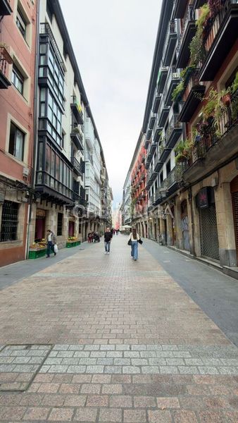 Foto 7e31b3cc-98b1-43c5-b4af-2db810a6f807. Pis amb calefacció a Casco Viejo Bilbao