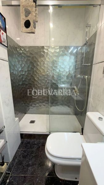 Foto 804ab3a1-b33f-4fd0-96b0-c781a525a05c. Pis amb calefacció a Casco Viejo Bilbao