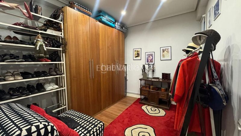 Foto da73f283-ccd8-48ca-85c4-1884213e9702. Pis amb calefacció a Casco Viejo Bilbao