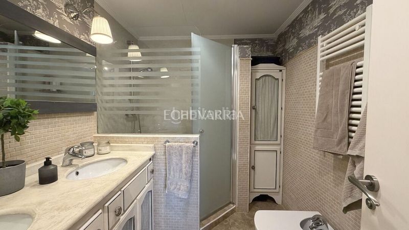 Foto bf2eeccb-dd12-43b9-bbd5-8557ce343018. Pis amb calefacció aparcament piscina a Artatza-Pinueta-Pinosolo Leioa