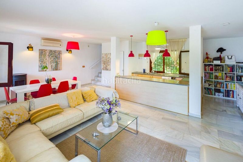 Foto 1d6111ec-42f5-4252-85da-323179b129b3. Casa amb aparcament piscina a El Rosario - Ricmar Marbella
