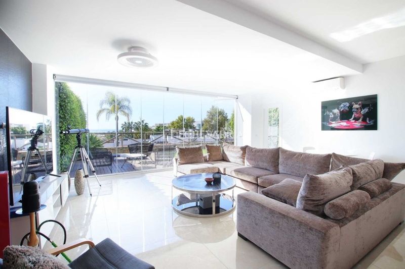 Foto 0598926e-75d9-48f8-a12f-fa78736bd897. Casa adossada amb calefacció aparcament piscina a Marbella