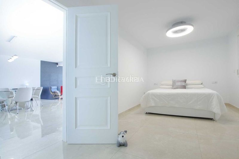 Foto 1de269b8-bb7c-4969-9909-959290b34977. Casa adossada amb calefacció aparcament piscina a Marbella
