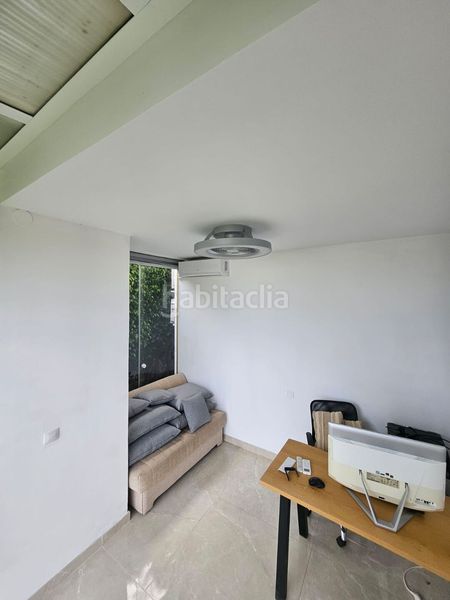 Foto bfb51913-bd82-45b4-a528-fe390fc735b2. Casa adossada amb calefacció aparcament piscina a Marbella