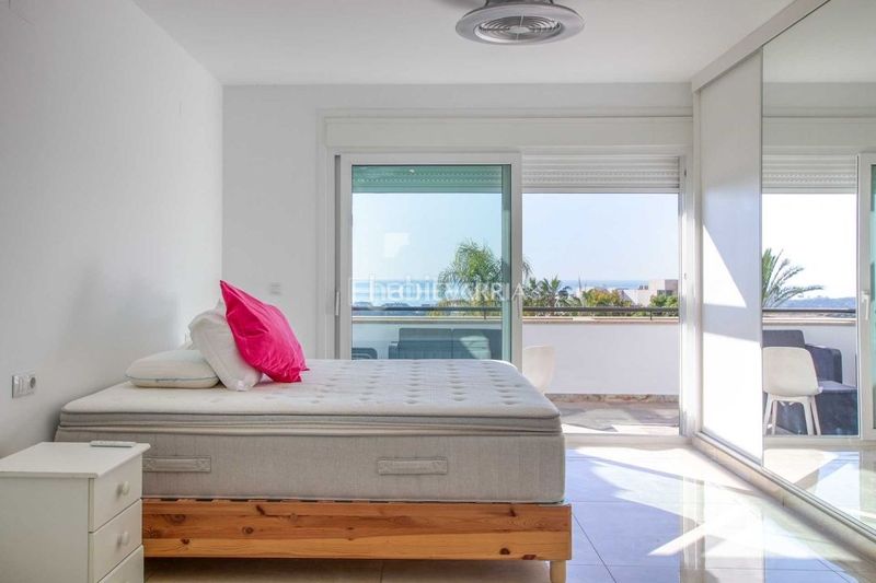 Foto f36bbedf-9be6-4376-b1ce-3495294bdd0c. Casa adossada amb calefacció aparcament piscina a Marbella