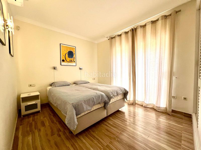 Foto 6d1a60b5-6135-4a9c-a355-ff9fae035383. Àtic amb calefacció aparcament piscina a Romana Playa Marbella