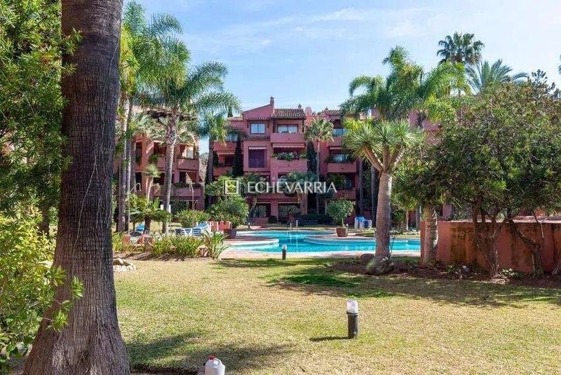 Foto dee12783-9231-46bd-b319-03253d89a575. Pis amb aparcament piscina a Las Chapas - Alicate Playa Marbella