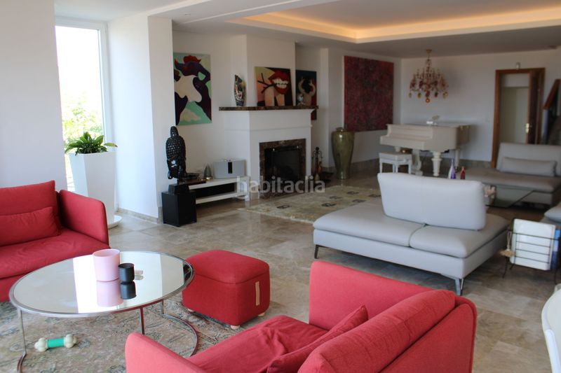 Foto 100e6e52-818c-4eb0-ae46-12fc88c4d7bb. Casa amb aparcament piscina a Santa Clara Marbella