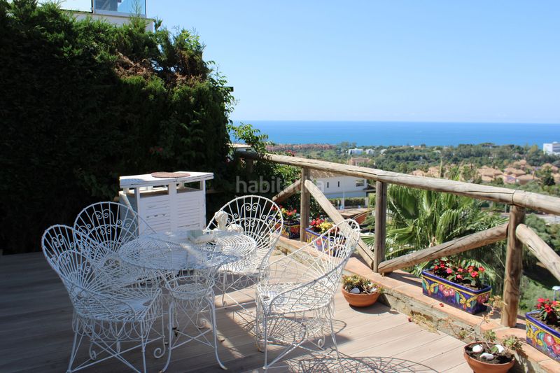 Foto 2f8a45f5-d30a-4898-9c42-2d54feff7c1b. Casa amb aparcament piscina a Santa Clara Marbella