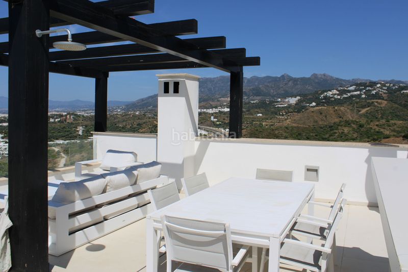 Foto 3b01f087-4ebc-41a6-8d13-58d6f9446713. Casa amb aparcament piscina a Santa Clara Marbella