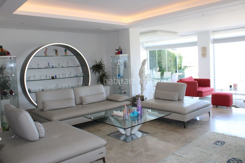 Foto e94905bd-a1c9-42d9-a88b-7988380f08e9. Casa amb aparcament piscina a Santa Clara Marbella