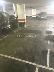 Location Parking voiture à Las Arenas. Alquiler plaza de garaje en urbanizacion el pinar