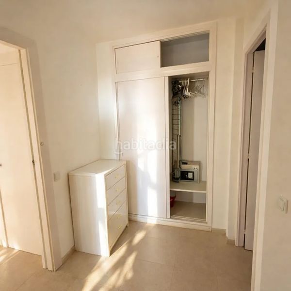 Foto 49ce0d3c-b0c8-4d56-90a6-dae525a8b5c9. Piso 2000 en Playa Bajadilla - Puertos Marbella