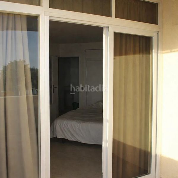 Foto 82b60b2d-cba6-4916-a8d6-68e8ec68952e. Piso 2000 en Playa Bajadilla - Puertos Marbella