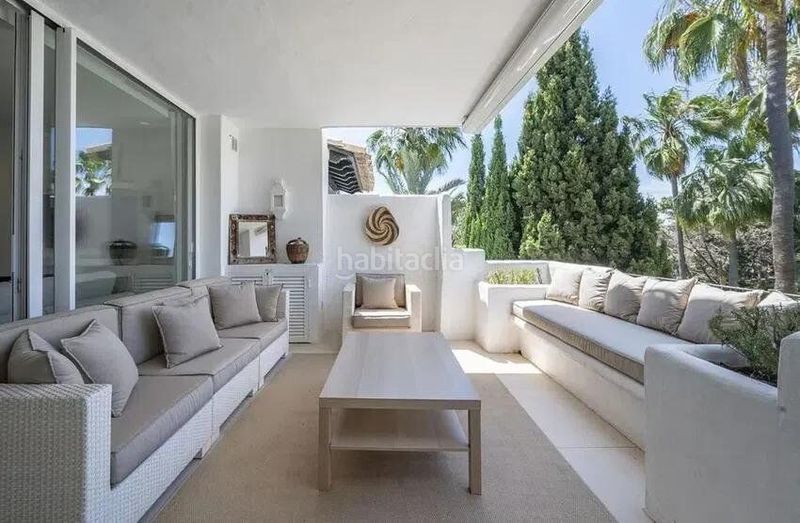 Foto 4a42b5fa-e7a3-40cb-8dc4-55ae73e2c5b4. Ático en Puente Romano Marbella