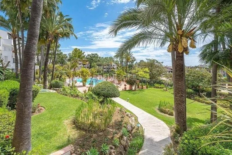 Foto 55487bdd-5cfc-4657-97de-5790dd53556c. Ático en Puente Romano Marbella