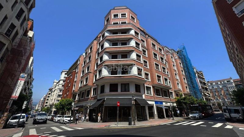 Foto f03f0414-c9db-409b-a9f2-fd439c10408a. Piso en Campuzano Bilbao