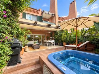 Reihenhaus in Bahía de Marbella. Adosada en la reserva de los monteros