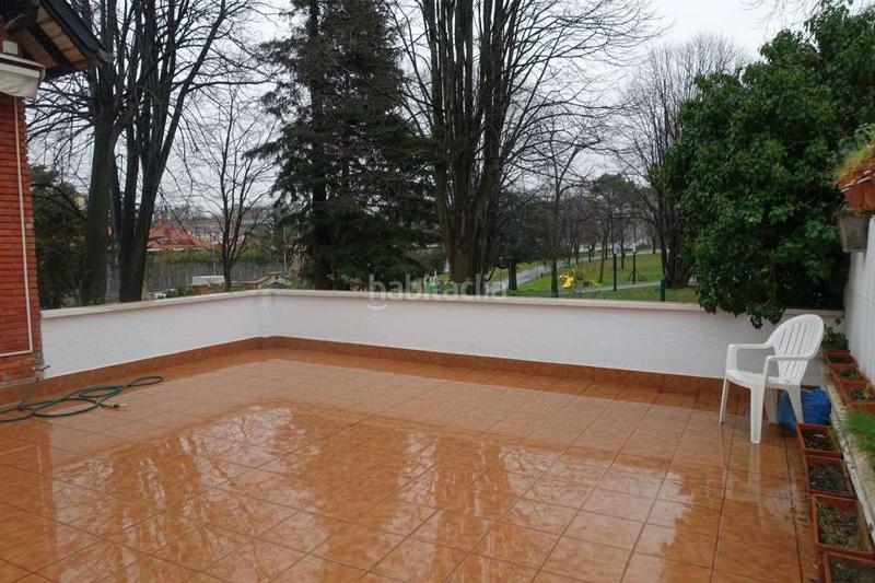 Foto 40081ed7-2337-47a4-b2d7-f0e7b8cfe324. Duplex with heating in Artatza-Pinueta-Pinosolo Leioa