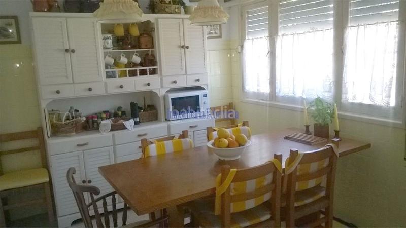 Foto 34f707a1-9f1c-4eab-87a8-3f594057cc11. House with heating parking in santa maría de Getxo Getxo