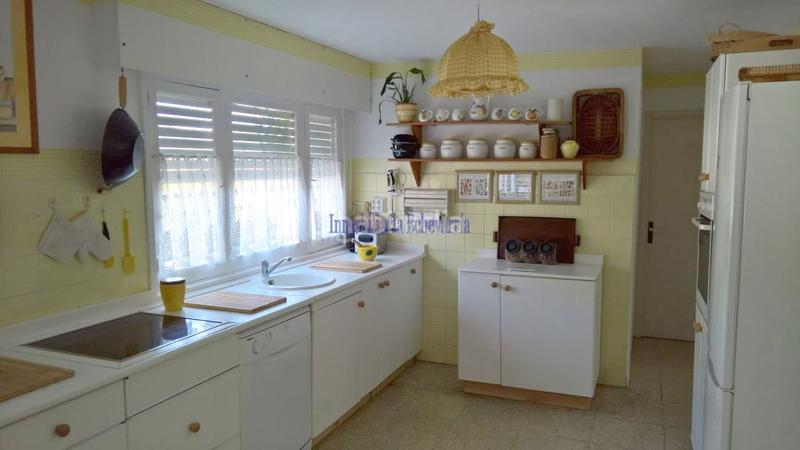 Foto 3db1d32d-26fd-4655-a698-af1f968bb383. House with heating parking in santa maría de Getxo Getxo