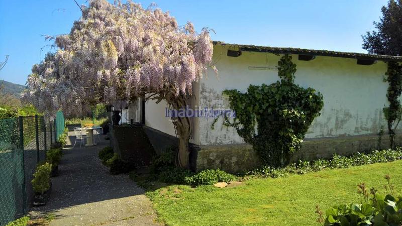Foto f64de5f8-37db-4f81-b138-9dd0affc2922. House with heating parking in santa maría de Getxo Getxo