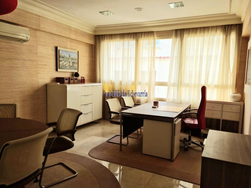 Foto 00b7272a-43e7-46b4-9a7f-ce37d7efcf06. Ufficio in Alhóndiga Bilbao