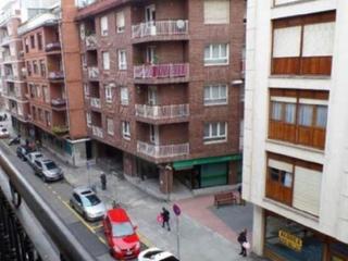 Parking coche en Las Arenas