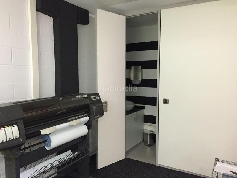 Foto 74626340-12fd-41ec-86af-260219fa3edf. Location bureau avec parking dans Erandio