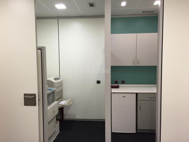 Foto fbf036a9-c65e-499a-a66c-8a840aff1c6f. Location bureau avec parking dans Erandio