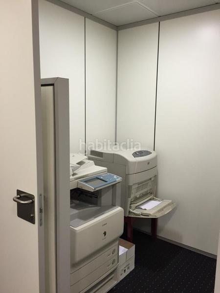 Foto 2356e51c-7637-4c76-8416-c69563a6ab3e. Rent office space with parking in Erandio