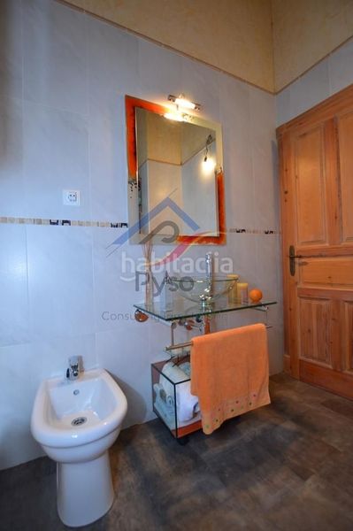 Foto 23574573-5388-480e-b03c-083f6372e4c0. Casa adossada amb calefacció aparcament piscina a Bareyo