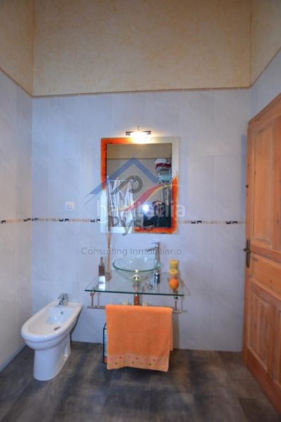 Foto 51925ba0-96b1-434a-86f4-a5bf5573a17b. Casa adossada amb calefacció aparcament piscina a Bareyo