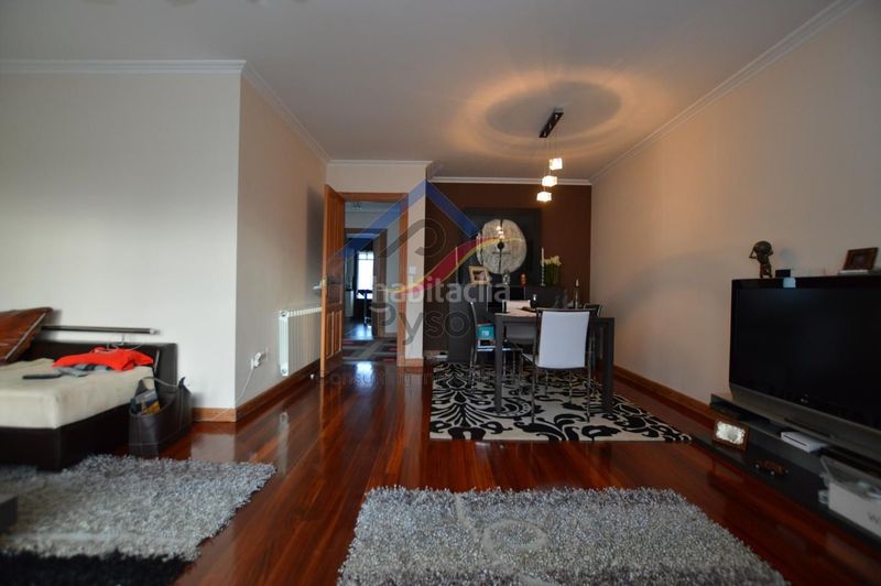 Foto 5a303018-4d8d-4601-82cb-b73ee0749ed6. Casa adossada amb calefacció aparcament piscina a Bareyo