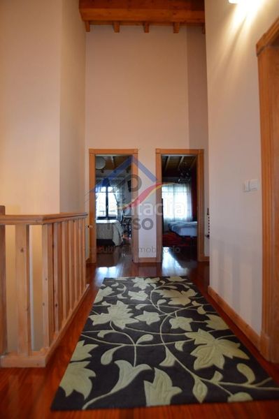 Foto 776f784c-ffa8-45ec-8c39-2180a49faaf6. Casa adossada amb calefacció aparcament piscina a Bareyo