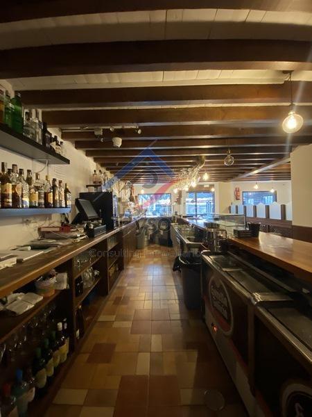 Foto 5f3232a2-ef56-43b3-8e9d-58d3748b6cda. Traspàs local comercial amb calefacció a Alisal - San Román Santander