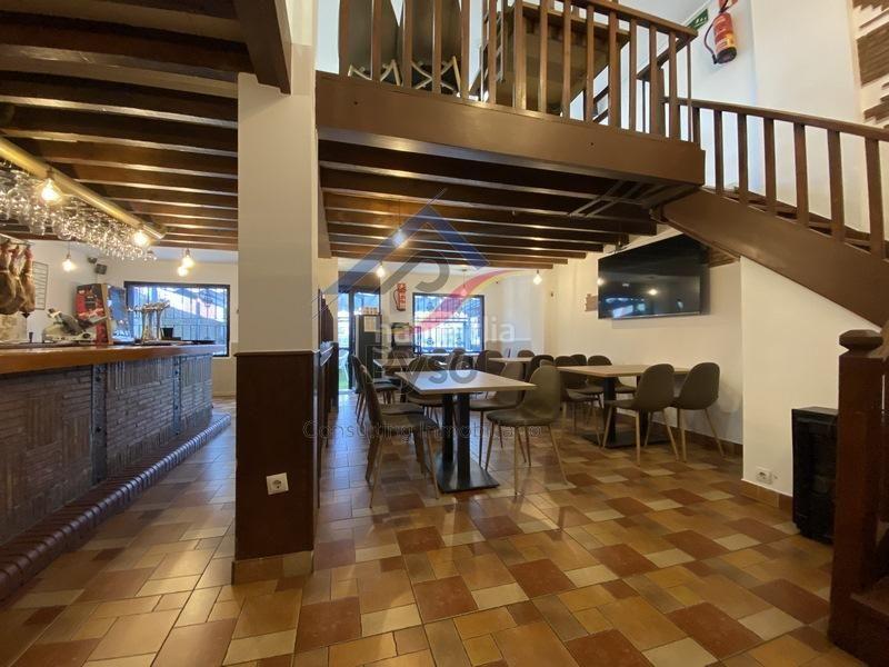 Foto c3f41042-3767-4e81-a06e-ce4d19bd85e9. Traspàs local comercial amb calefacció a Alisal - San Román Santander