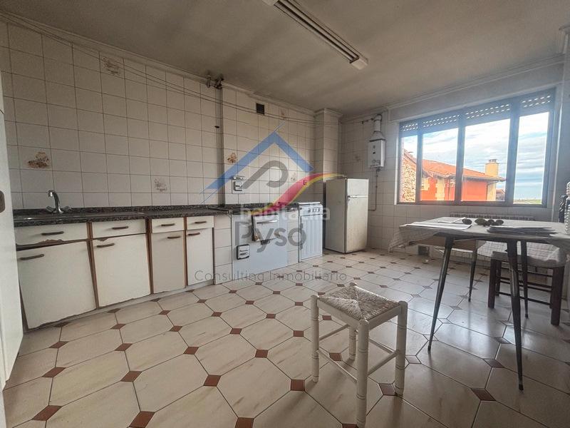 Foto 7831b2be-05c9-41d7-a8bf-bf22df9da0ce. Casa adosada en Alisal - San Román Santander
