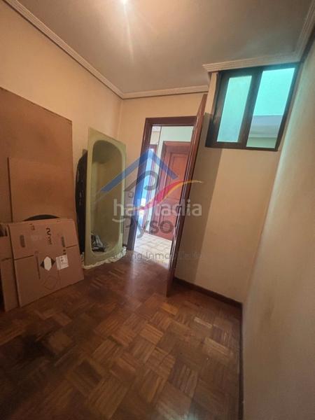 Foto d4d82f15-6e18-44a9-a1d1-2bec7faae675. Casa adosada en Alisal - San Román Santander